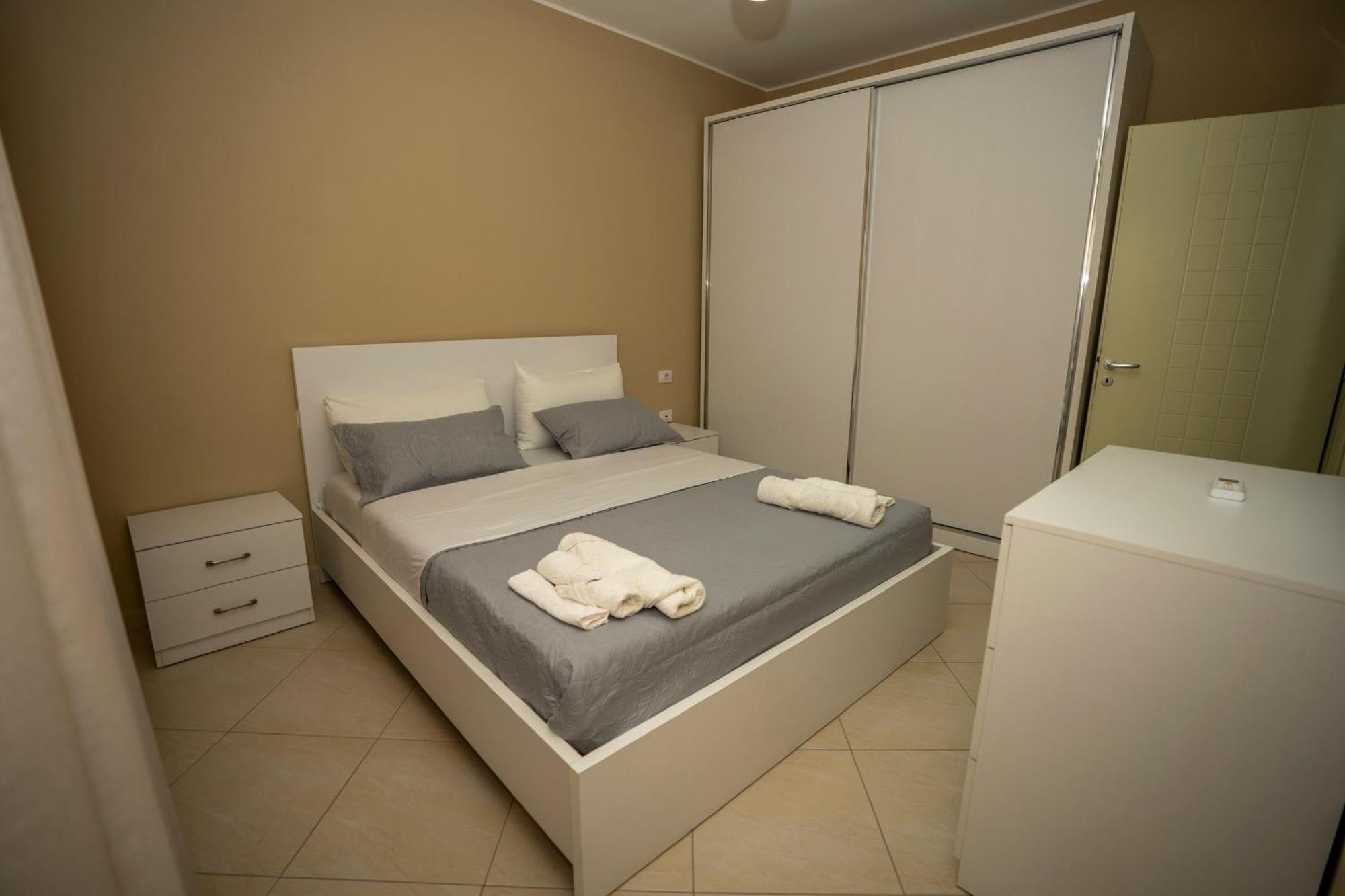 Appartamento Hakuna Matata Shkoder Exterior photo